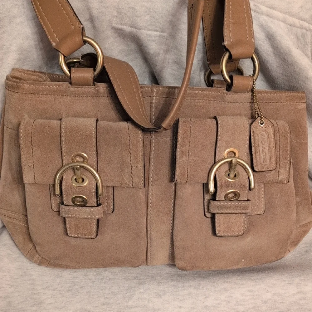 Coach Tan Leather Shoulder Bag - Picture 1 of 8